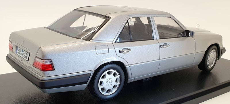 iScale 1/18 Scale Model Car 0053 - 1989 Mercedes Benz E Klasse - Silver