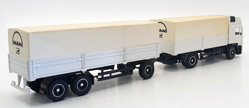 Conrad 1/50 Scale - Mat103 - MAN F2000 Covered Truck & Trailer - White
