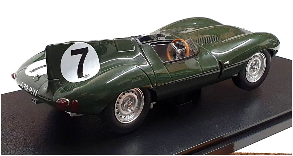 CMR 1/18 Scale CMR194 - Jaguar D-Type 24h Le Mans 1955 #7 Rolt/Hamilton