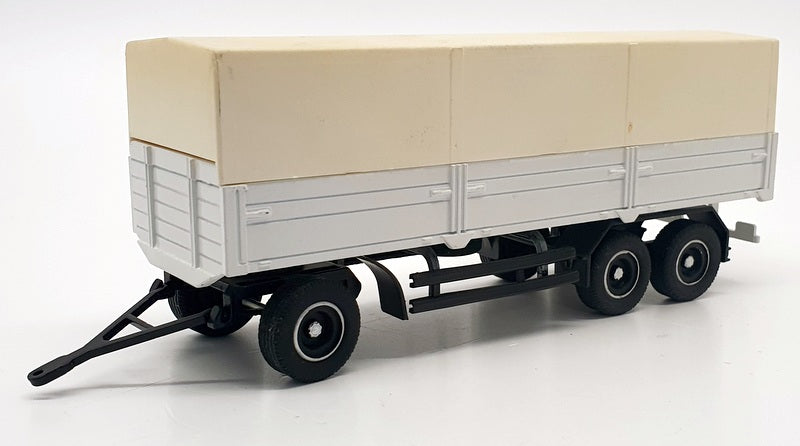 Conrad 1/50 Scale - Mat103 - MAN F2000 Covered Truck & Trailer - White