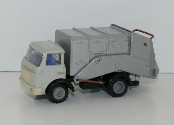 FJ FRANCE JOUETS 1/50 SCALE - BERLIET GAK - REFUSE LORRY - SILVER #5