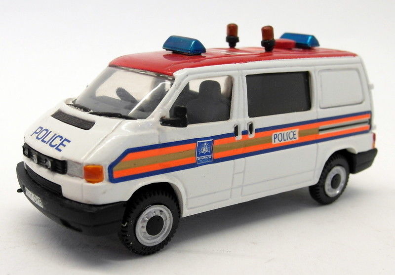 Fire Brigade Models 1/48 Scale - POL5 Volkswagen Transporter Heathrow Airport