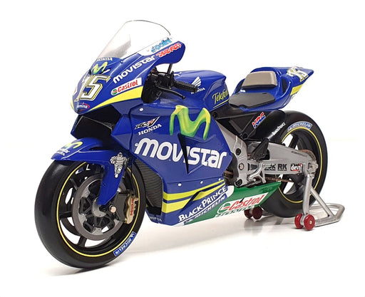 Minichamps 1/12 Scale 122 041015 - Honda RC211V S. Gibernau MotoGP 2004