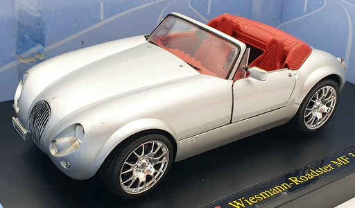 Revell 1/18 Scale Diecast 08860 - Wiesmann-Roadster MF 3 - Silver