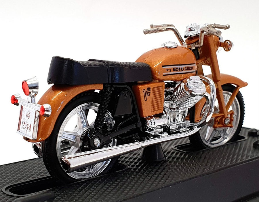 Guiloy 1/24 Scale 11681 - 1974 Moto Guzzi 850 T-3 Motorcycle - Gold