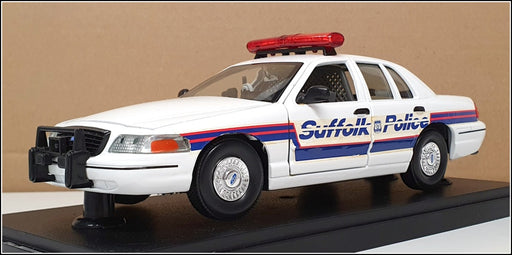 Classic Metal Works 1/24 Scale 26822H - Ford Crown Victoria Police - Suffolk