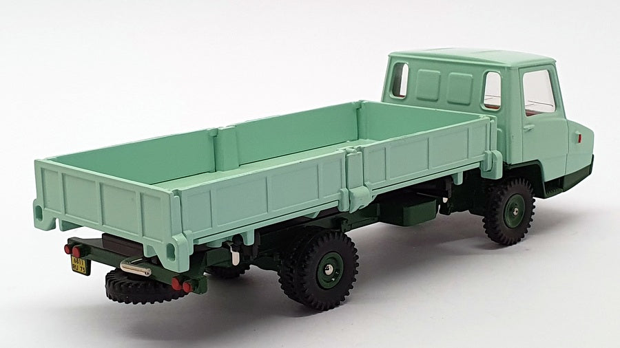 Dan-Toys Atlas Editions Diecast 002 - Berliet Stradair Truck - Lgt. Green