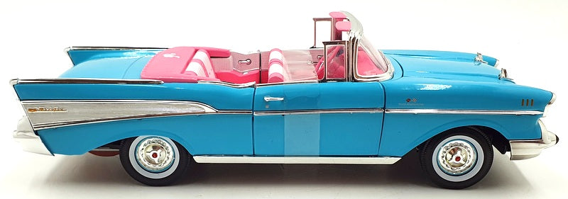 Autoworld 1/18 Scale Diecast AWSS135/06 Barbie 1957 Chevy Bel Air Convertible