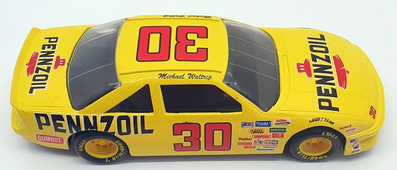 Racing Champions 1/24 Scale 09050 - 1993 Stock Car Pontia #30 Nascar - Yellow