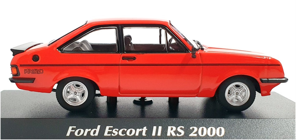 Maxichamps 1/43 Scale 940 084301 - 1975 Ford Escort II RS 2000 - Red