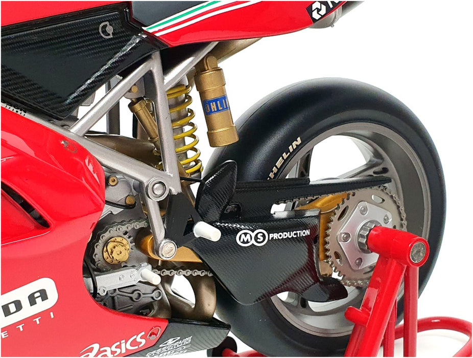 Minichamps 1/6 Scale 062 991211 - Ducati 996 Carl Fogarty WSB Champion 1999 Red