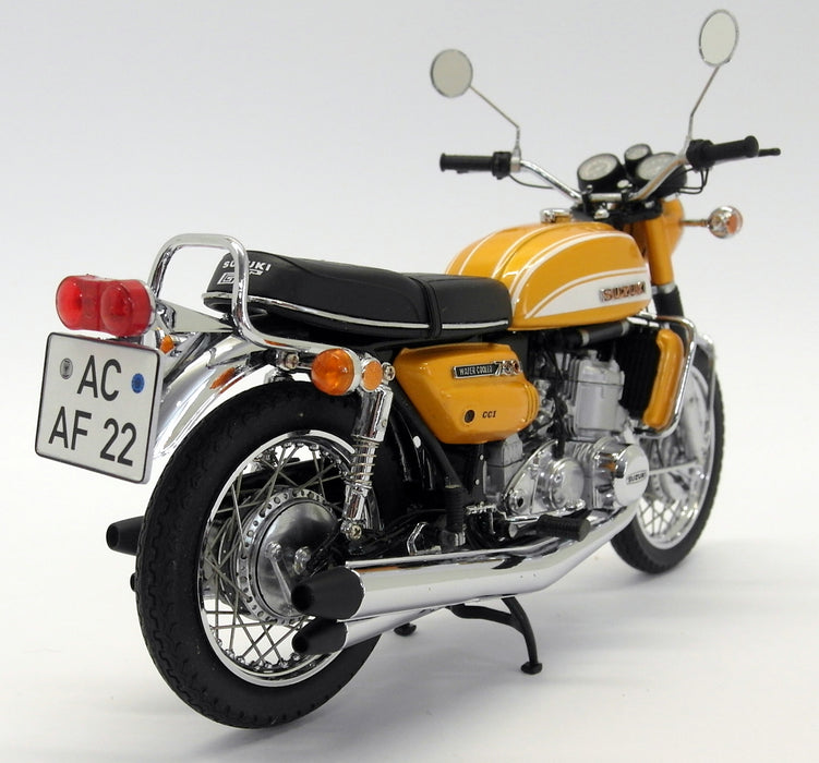 Minichamps 1/12 Scale Diecast 122 162100 Suzuki GT 750J Water Cooled 1972 Gold