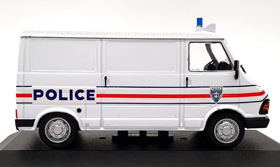 Altaya 1/43 Scale Diecast 28921G - Citroen C35 Police Van - White