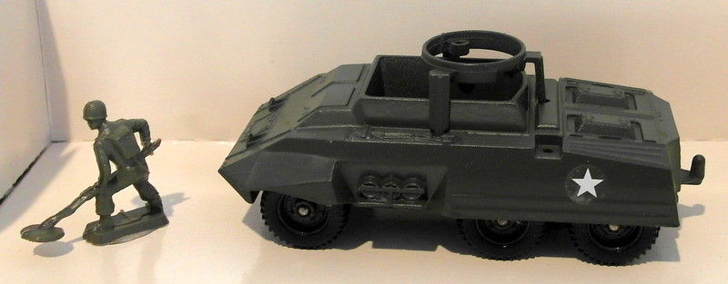 Solido Diecast 6104 - Combat Car