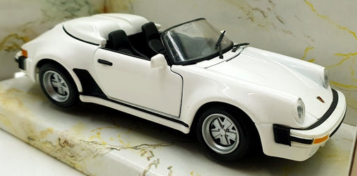 Maisto 1/24 Scale Diecast 31902 - 1989 Porsche 911 Speedster - White