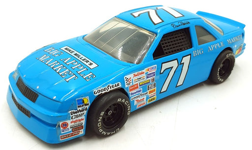 Racing Champions 1/24 Scale 09050 - Pontiac Big Apple Market D.Marcis #71