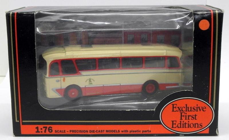 EFE 1/76 Scale Bus 12109 - Harrington Cavalier Coach - Robin Hood
