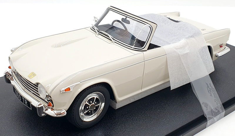 Cult Models 1/18 Scale CML069-04 - Triumph TR5 p.i 1968 - White