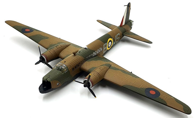 Corgi 1/72 scale diecast  AA34801 Vickers Wellington MK1.A RAF Honnington 1939