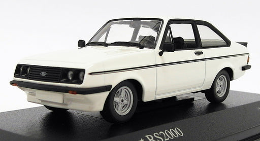 Minichamps 1/43 Scale 400 084300 - 1975 Ford Escort RS2000 - White