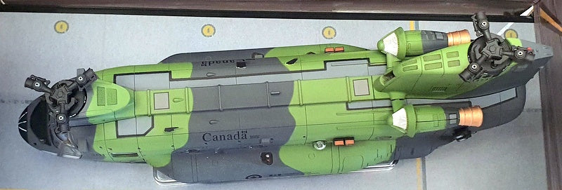 Forces of Valor 1/72 Scale 821005C - RCAF Boeing Chinook CH-147F