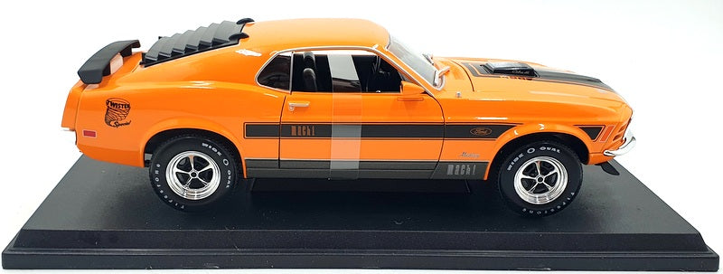 Maisto 1/18 Scale Diecast 46629 - 1970 Ford Mustang Mach 1 - Orange