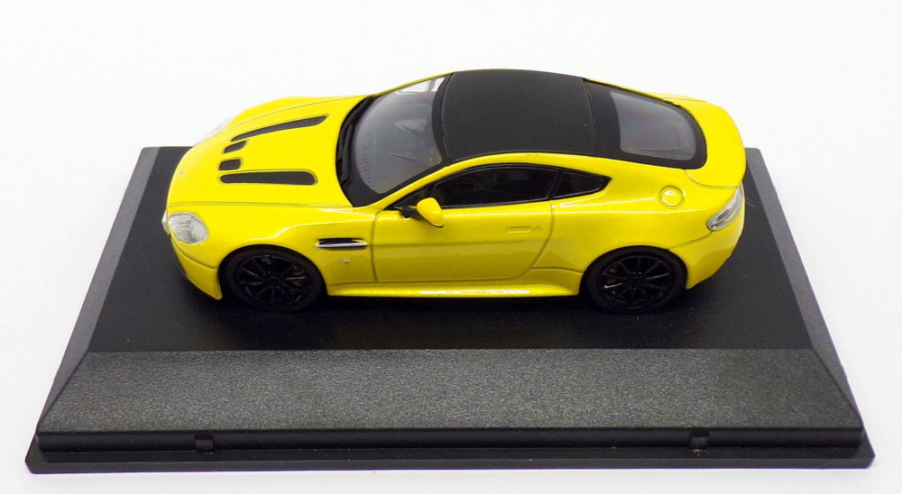 Oxford Diecast 1/43 Scale 43AMVT003 - Aston Martin Vantage S - Sunburst Yellow