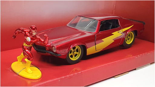 Jada Toys 1/32 Scale 33386 - The Flash & 1973 Chevrolet Camaro - Red