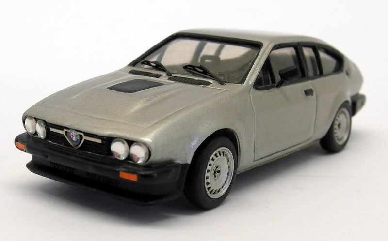Tron Kits 1/43 Scale Resin Built Kit - AA763 Alfa Romeo Alfetta GTV Silver