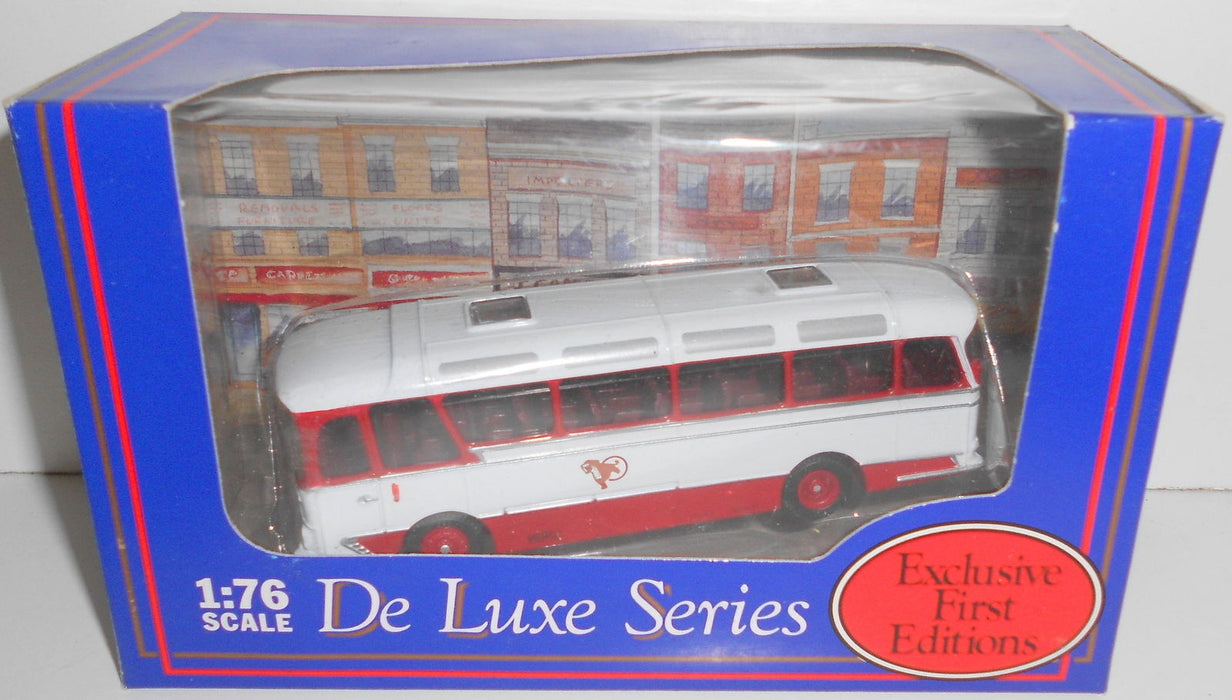 EFE 1/76 12305DL DE LUXE HARRINGTON GRENADIER ELLEN SMITH AINTREE RACES