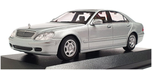 Maxichamps 1/43 Scale 940 036201 - 1998 Mercedes Benz S-Klasse (W220) Met Silver