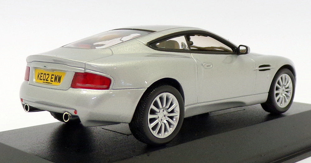 Minichamps 1/43 Scale 400 137224 - Aston Martin Vanquish - Silver