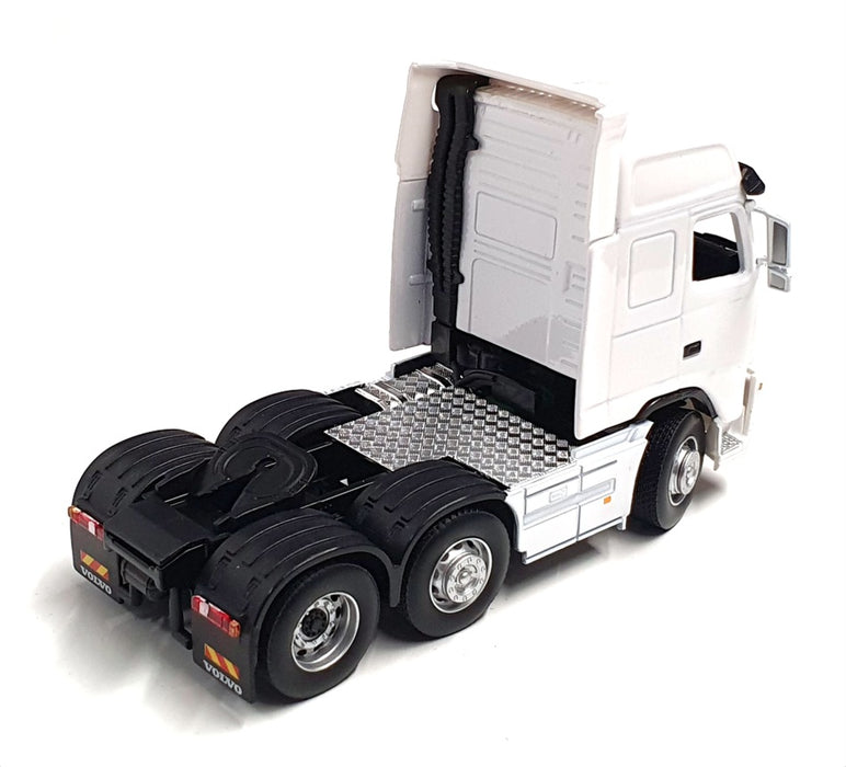 Cararama 1/50 Scale Diecast CR050 - Volvo FH12 Truck Cab - White