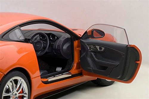 Autoart 1/18 Scale Diecast - 73653 Jaguar F-Type 2015 R Coupe Firesand Orange