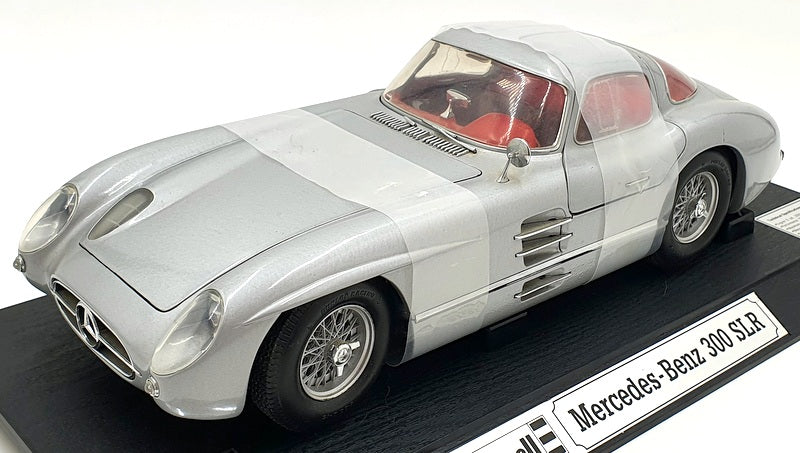 Revell 1/12 scale Diecast 08851 - Mercedes Benz 300 SLR 1954 -Silver