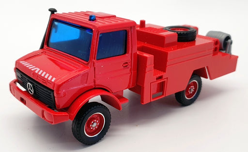 Solido 1/50 Scale Diecast 2127 - Mercedes Unimog Fire Truck