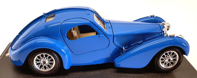 Burago 1/24 Scale Model Car 1503 - 1936 Bugatti Atlantic - Blue