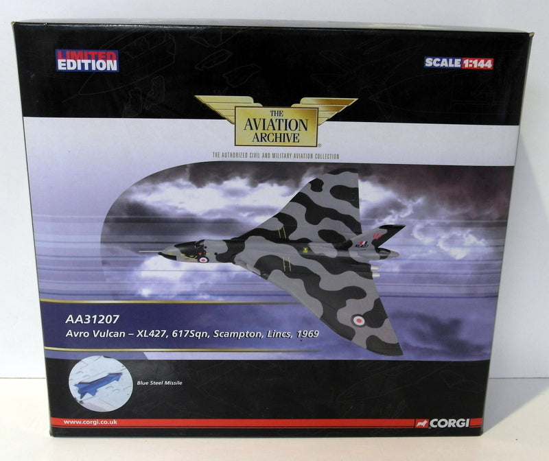 Corgi 1/144 Scale AA31207 Avro Vulcan XL427 617Sqn Scampton Lincs 1969