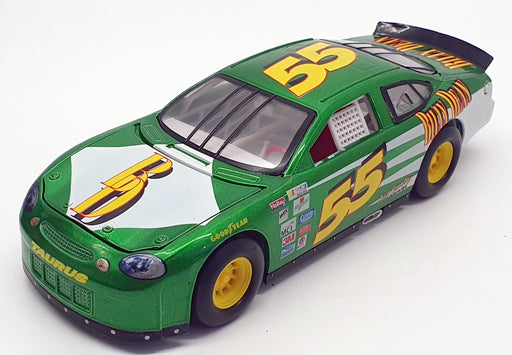 Revell 1/24 Scale 05056 - Stock Car Chevy Hot Country Billy Dean Nascar - Green