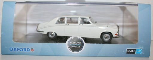 OXFORD 1/43 DS001 DAIMLER DS420 OLD ENGLISH WHITE