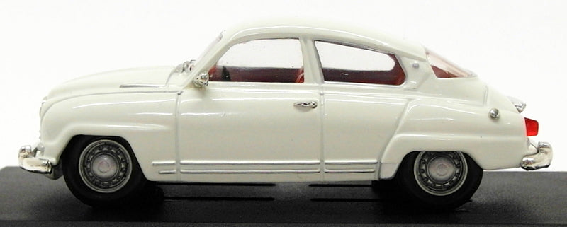 Vanguards 1/43 Scale Model Car VA07701 - Saab 96 Saloon - White