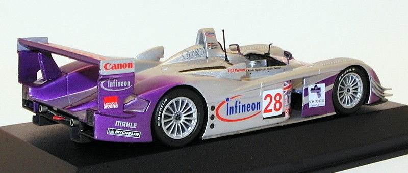 Minichamps 1/43 Scale Model Car 400 041328 - Audi R8 Sebring 12h 2004