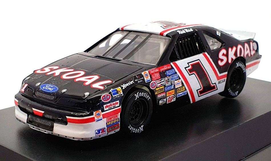 Quartzo 1/43 Scale 2017B - Ford Thunderbird Skoal - #1 Rick Mast Nascar