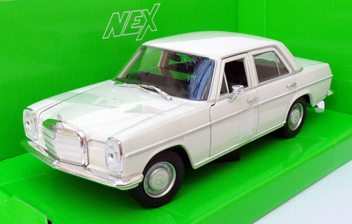 Welly 1/24 Scale Model Car 24091W - Mercedes Benz 220 - White