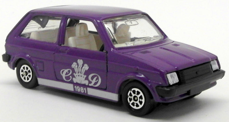 Corgi 1/36 Scale Diecast Model Car 51693 - Austin Mini Metro 1.3 HLS - Purple