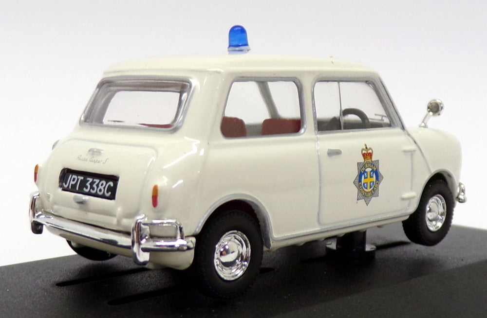Vanguards 1/43 Scale VA02540 - Austin Mini Cooper S - Durham Police