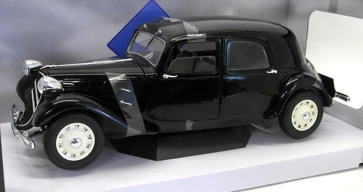 Solido 1/18 Scale Diecast - S1800903 Citroen Traction Black