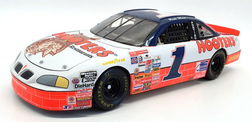 ERTL 1/18 Scale Diecast 7112 - Pontiac NASCAR #1 Rick Mast Hooters