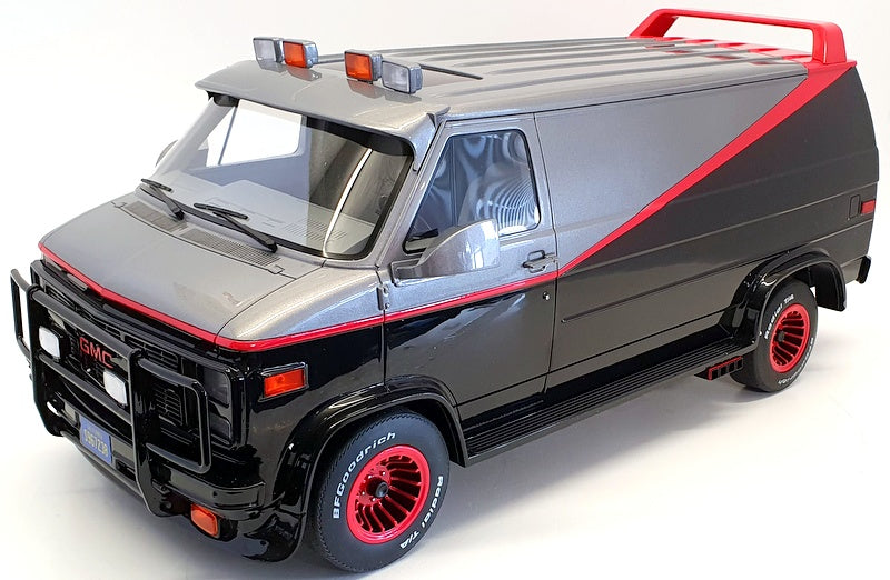 Greenlight 1/12 Scale Model Car 12101 - 1983 GMC Vandura A Team