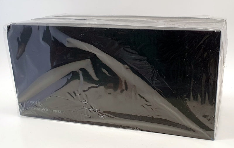 Kyosho 1/18 Scale Diecast 08958BE - 1980 Toyota Land Cruiser 40 Pickup - Beige